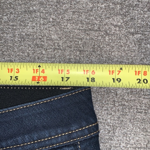 Democracy Jeans - Picture 5 of 7